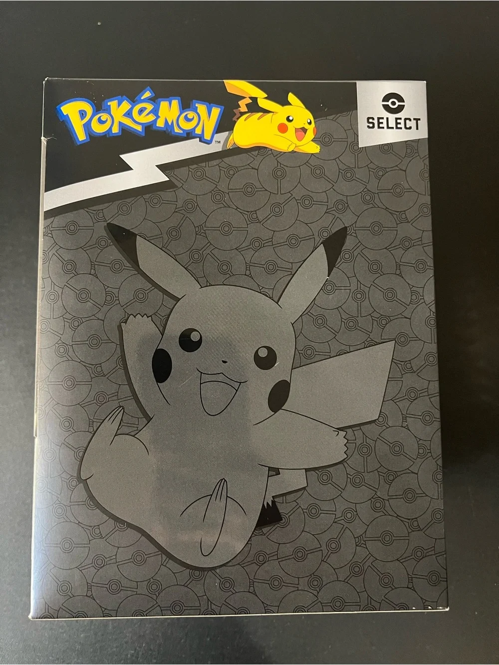 Jazwares: Pokemon Select - Pikachu Deluxe Vinyl Figure 8